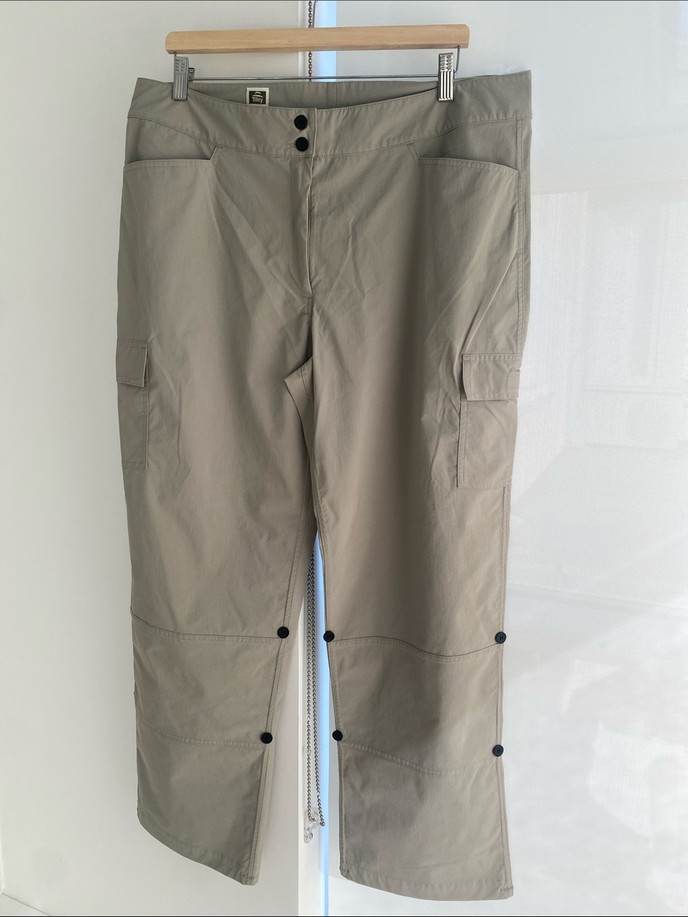 Tilley Goes with Anywhere Cargo Hiking Pants Taupe Grey Sage Green Size 16